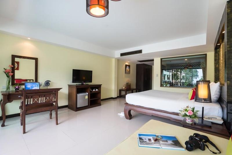 Hive Khaolak Beach Resort (Adults Only) Као Лак Екстериор снимка